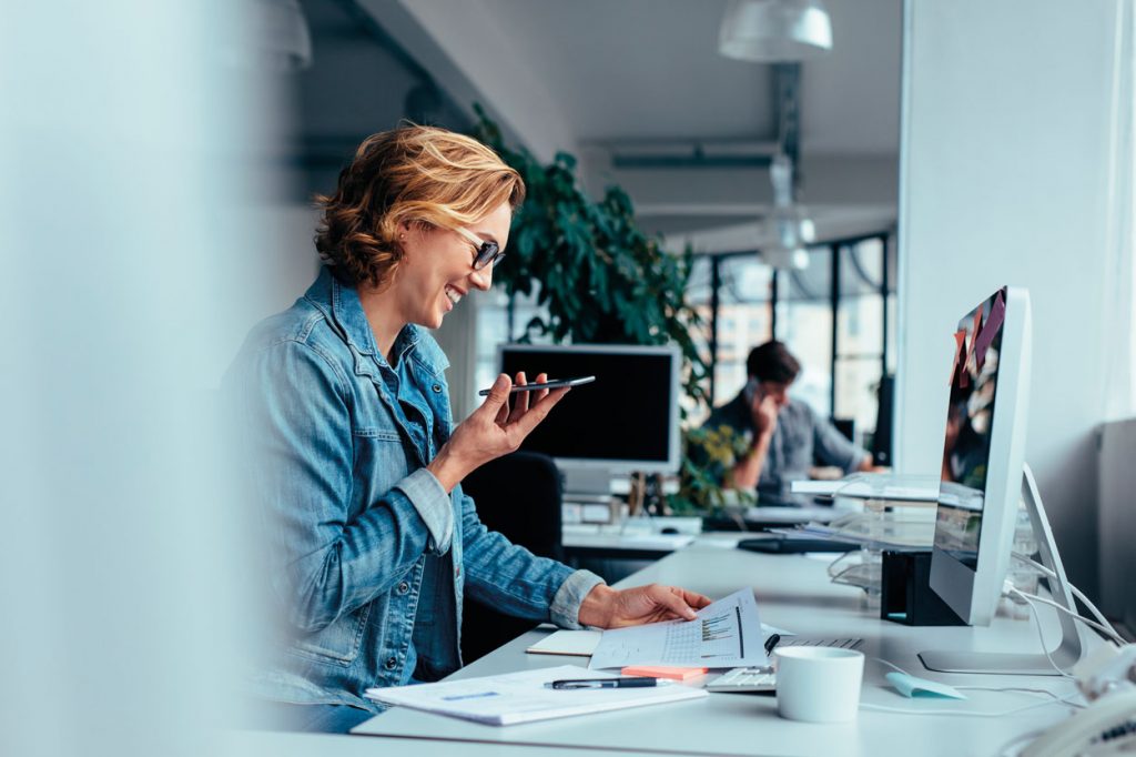 Femme bureau d'entreprise